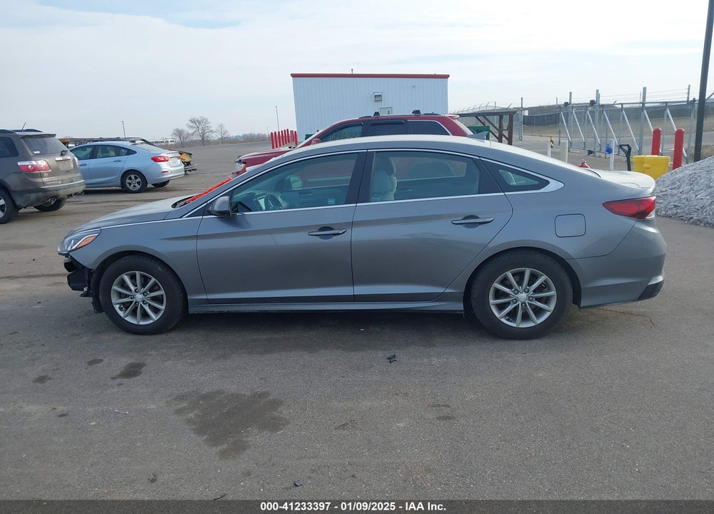 2018 HYUNDAI SONATA VIN: 5NPE24AFXJH623074