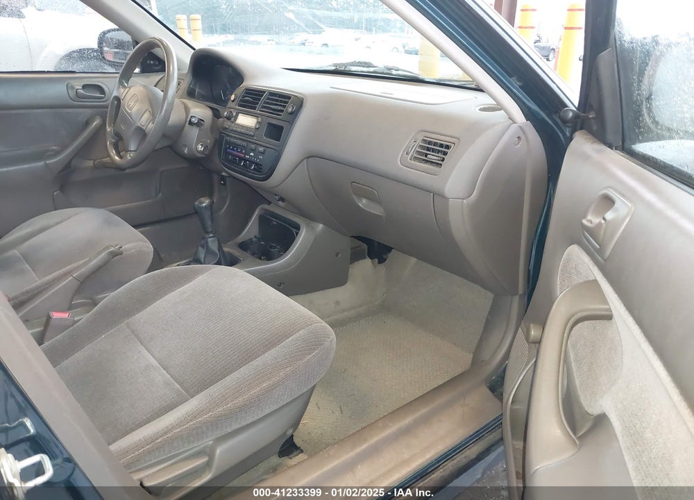 1998 HONDA CIVIC DX VIN: 2HGEJ6527WH588291