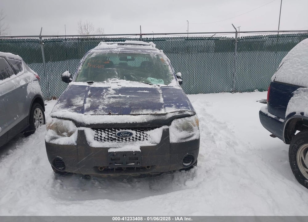 2005 FORD ESCAPE XLS VIN: 1FMYU02Z75KE33468
