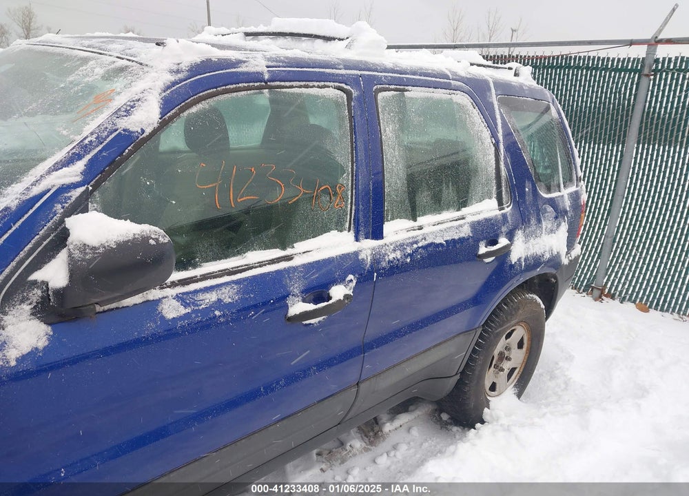2005 FORD ESCAPE XLS VIN: 1FMYU02Z75KE33468