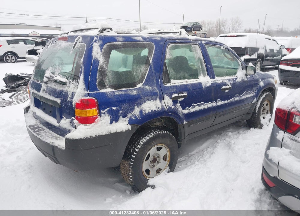 2005 FORD ESCAPE XLS VIN: 1FMYU02Z75KE33468