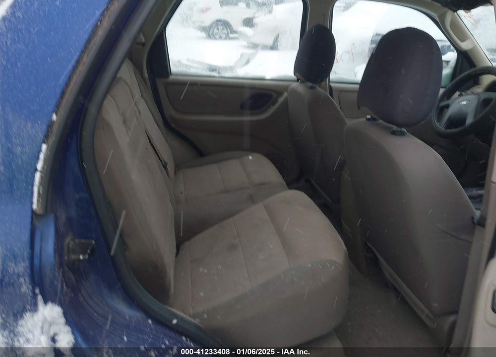 2005 FORD ESCAPE XLS VIN: 1FMYU02Z75KE33468