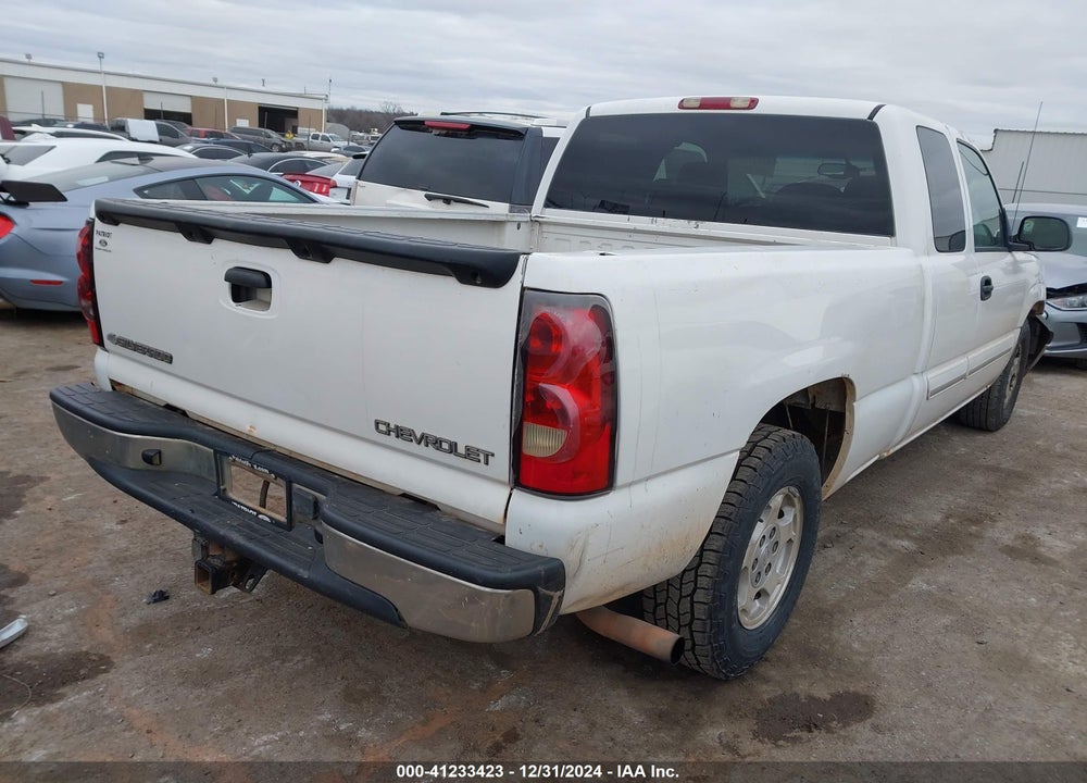 2004 CHEVROLET SILVERADO 1500 LS VIN: 2GCEC19V041145194