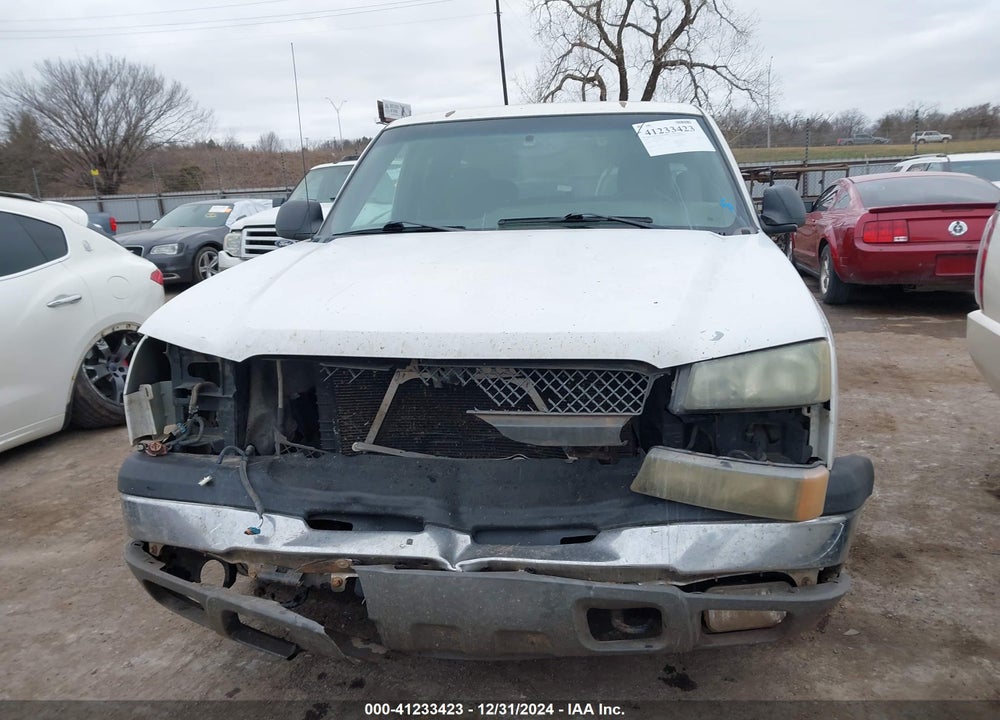 2004 CHEVROLET SILVERADO 1500 LS VIN: 2GCEC19V041145194