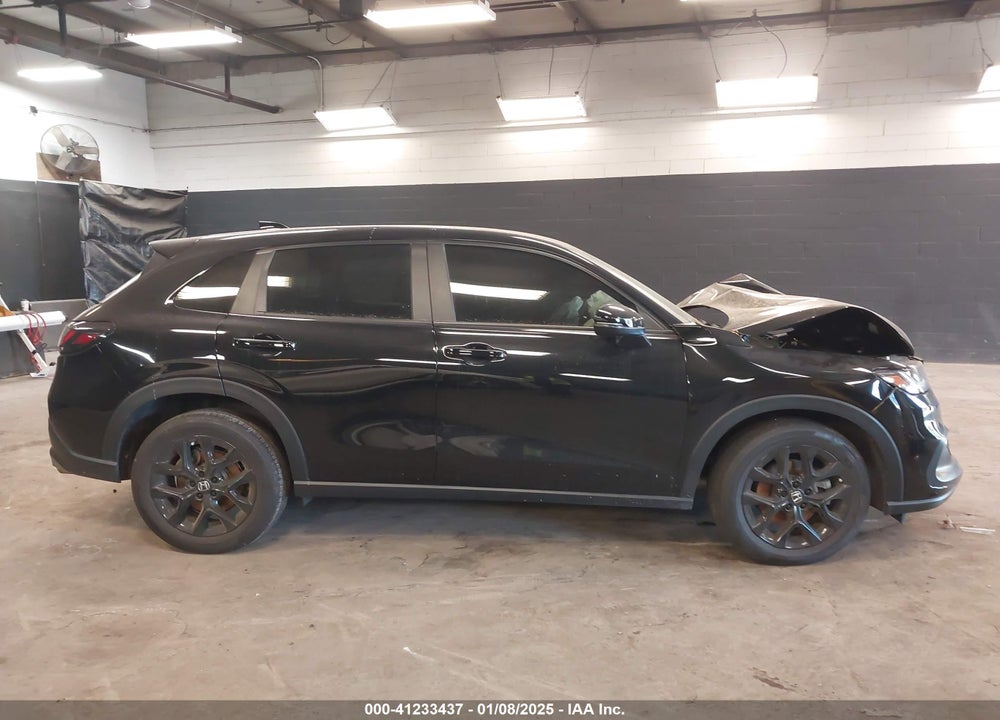 2024 HONDA HR-V AWD SPORT/AWD SPORT W/O BSI VIN: 3CZRZ2H52RM715679