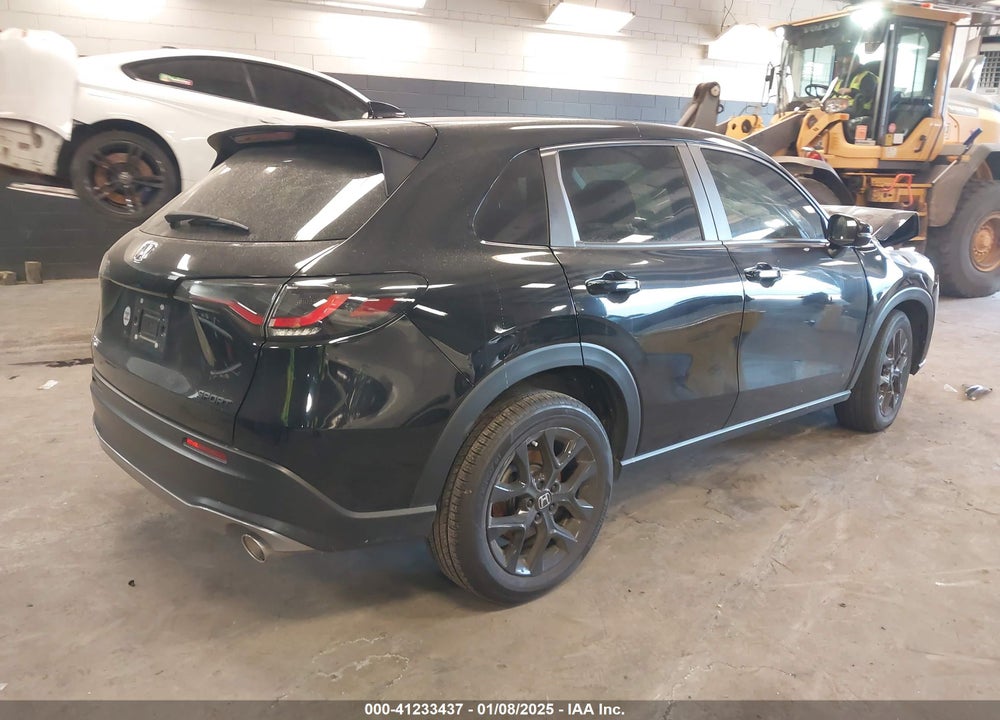2024 HONDA HR-V AWD SPORT/AWD SPORT W/O BSI VIN: 3CZRZ2H52RM715679