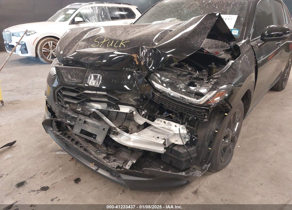 2024 HONDA HR-V AWD SPORT/AWD SPORT W/O BSI VIN: 3CZRZ2H52RM715679