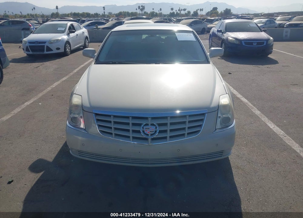 2011 CADILLAC DTS PREMIUM COLLECTION VIN: 1G6KH5E65BU131774