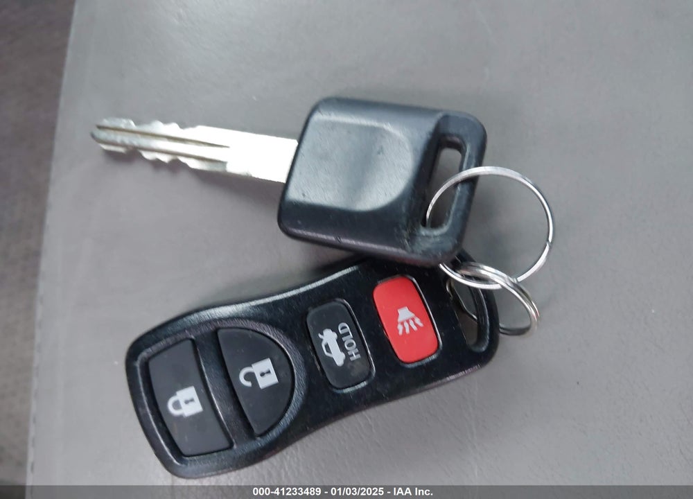 2005 NISSAN MAXIMA 3.5 SE VIN: 1N4BA41E25C863725