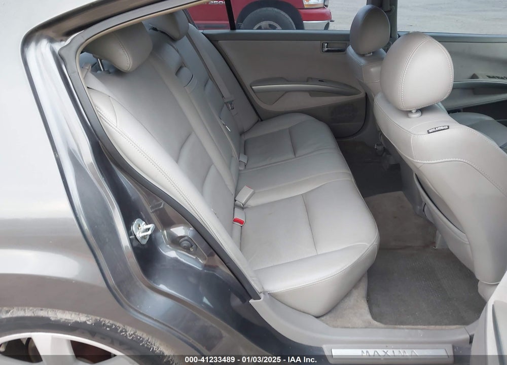 2005 NISSAN MAXIMA 3.5 SE VIN: 1N4BA41E25C863725