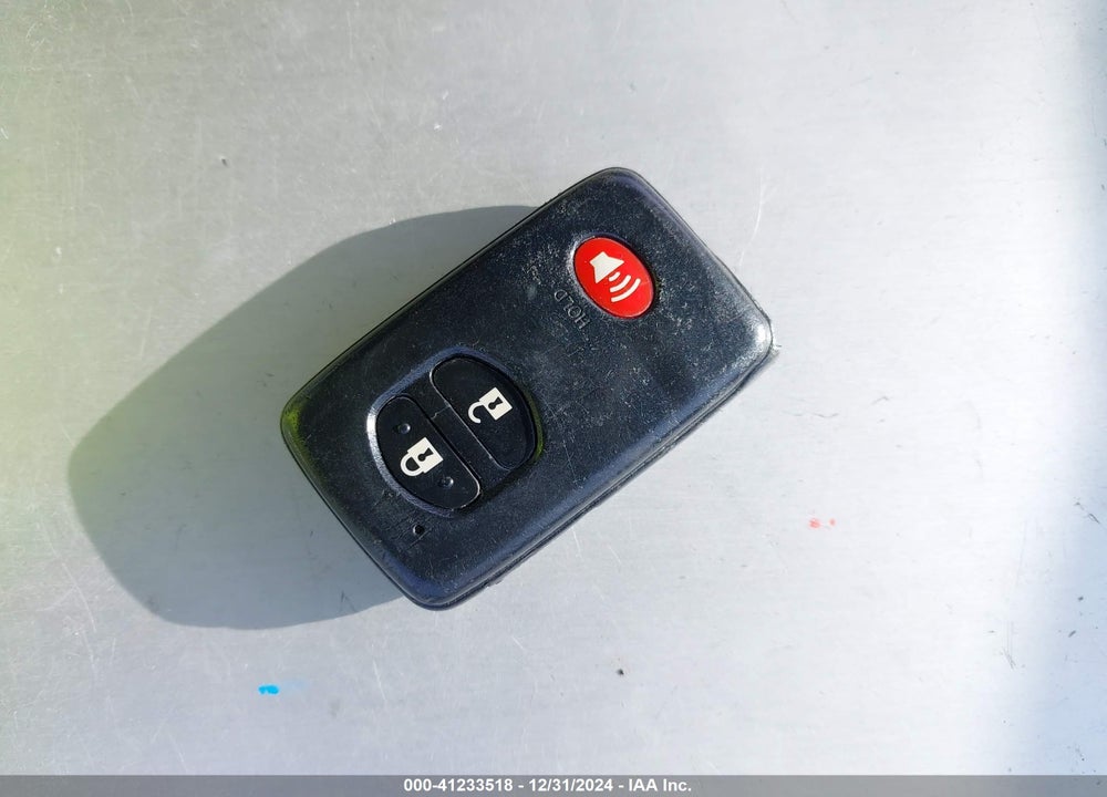 2011 TOYOTA PRIUS FOUR VIN: JTDKN3DU5B5322647