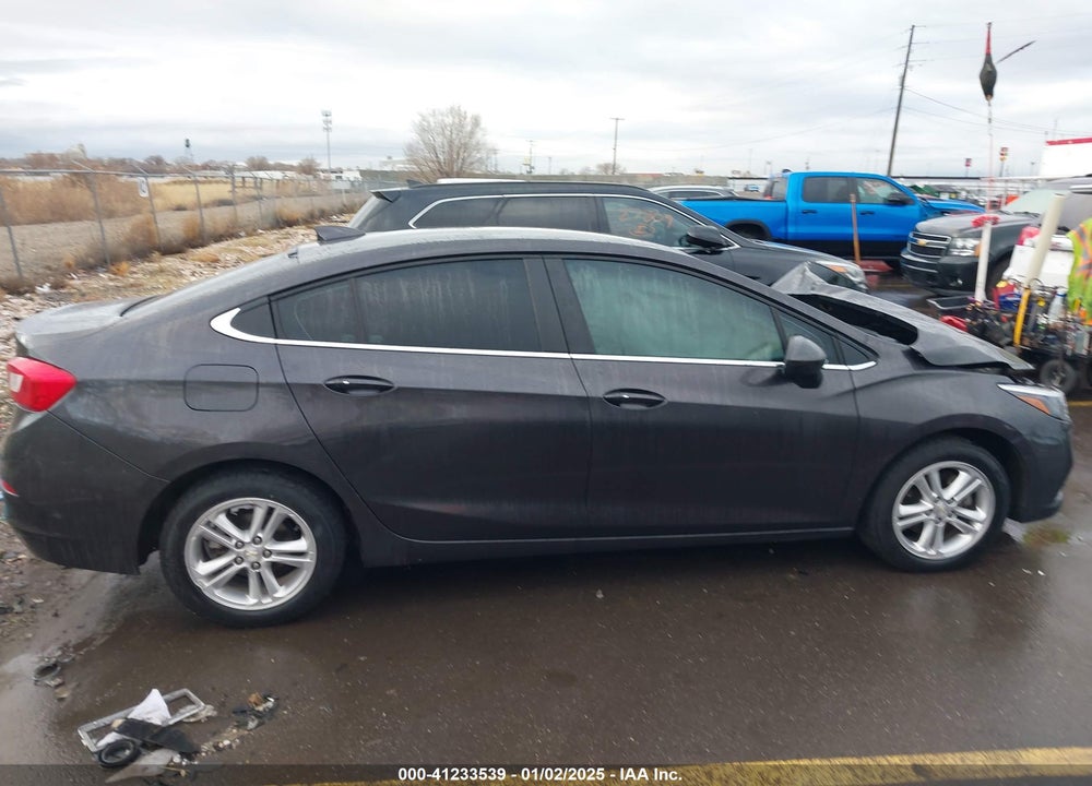 2017 CHEVROLET CRUZE VIN: 1G1BE5SM4H7259996