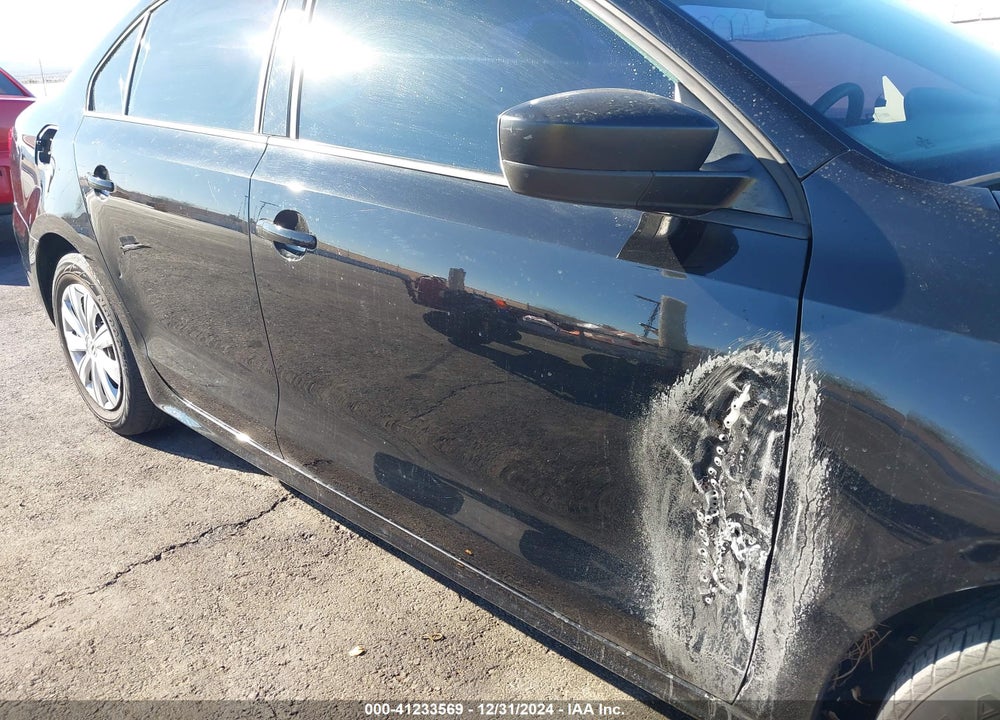 2013 VOLKSWAGEN JETTA 2.0L S VIN: 3VW2K7AJ6DM275889