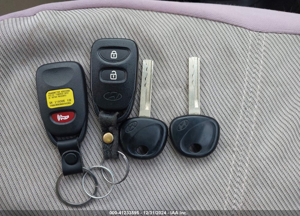 2013 HYUNDAI ACCENT GLS VIN: KMHCT4AE7DU421262