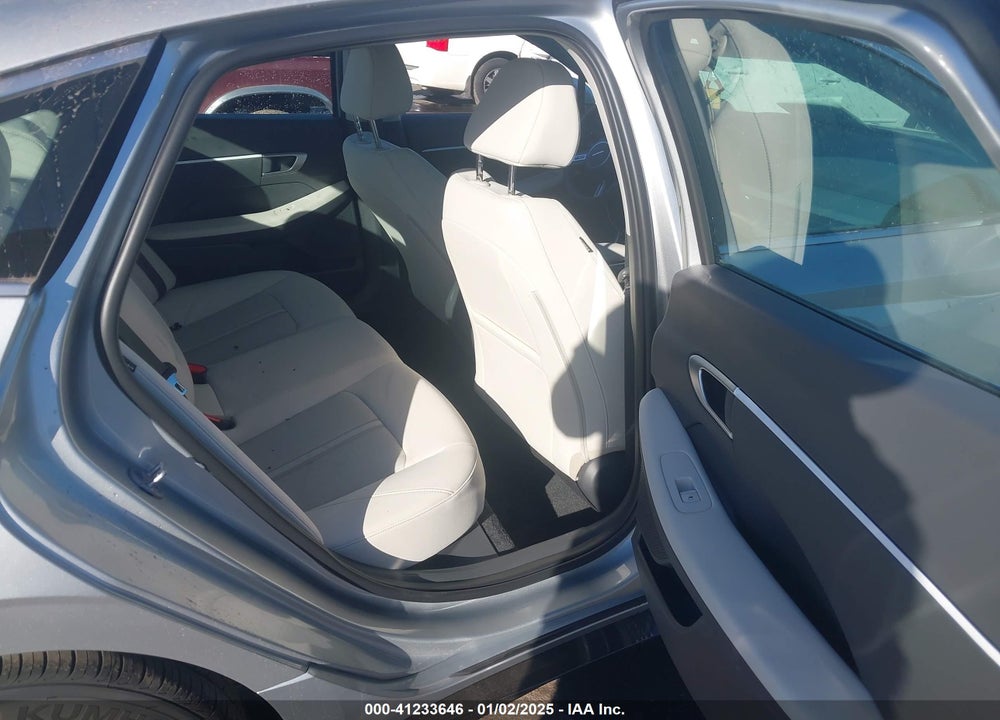 2025 HYUNDAI SONATA SEL VIN: KMHL64JA2SA454074