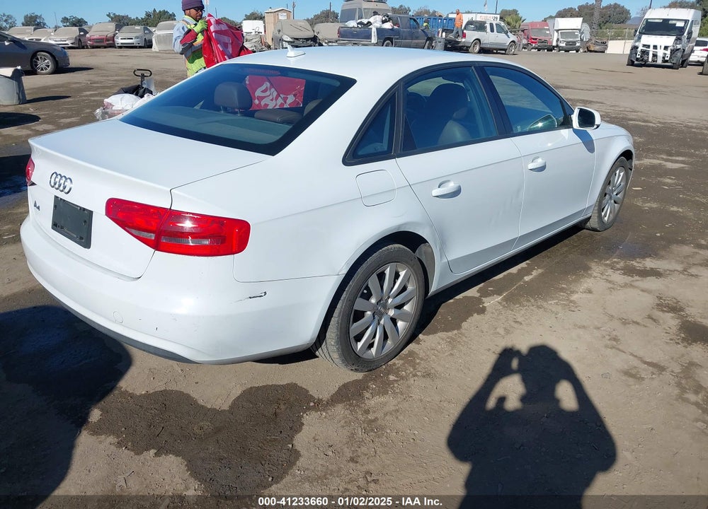 2014 AUDI A4 VIN: WAUAFAFL0EN004342