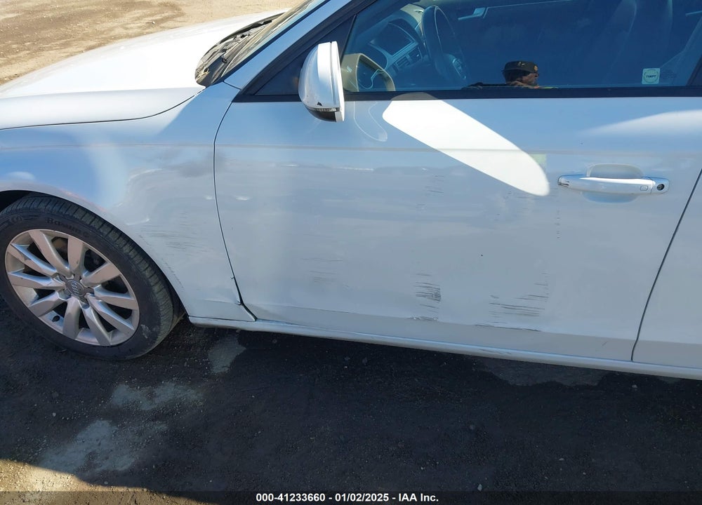 2014 AUDI A4 VIN: WAUAFAFL0EN004342