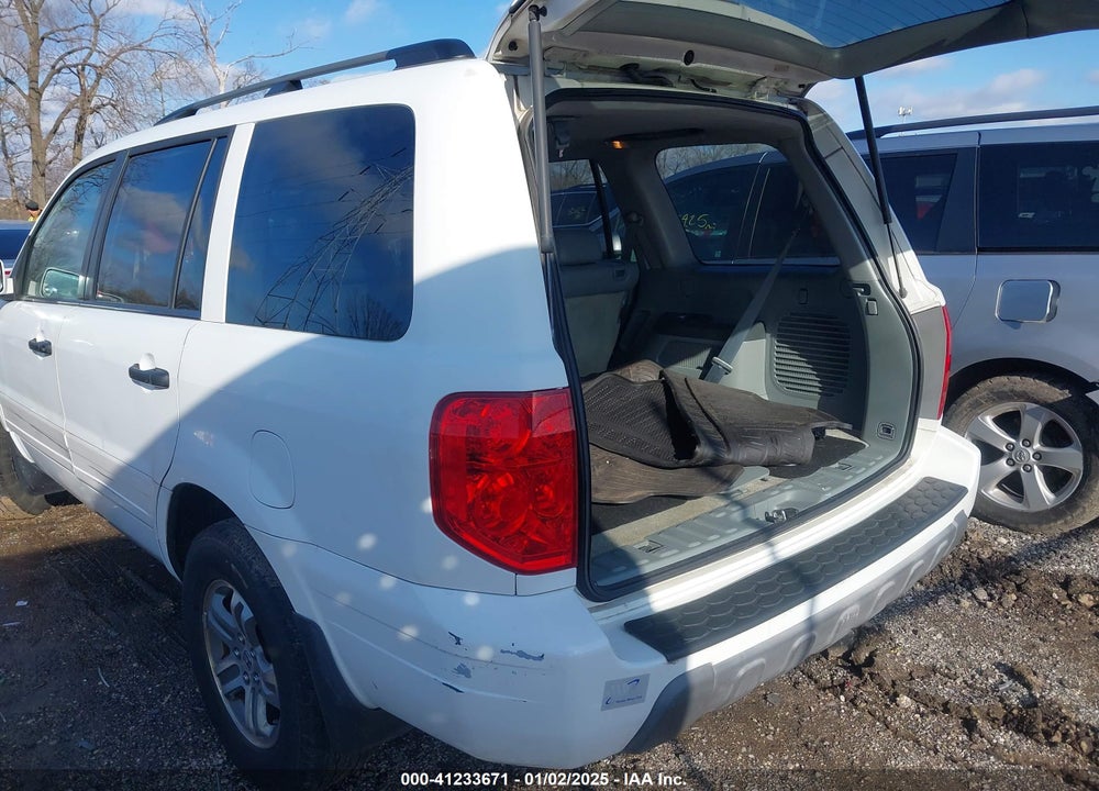 2005 HONDA PILOT EX-L VIN: 5FNYF18575B043377