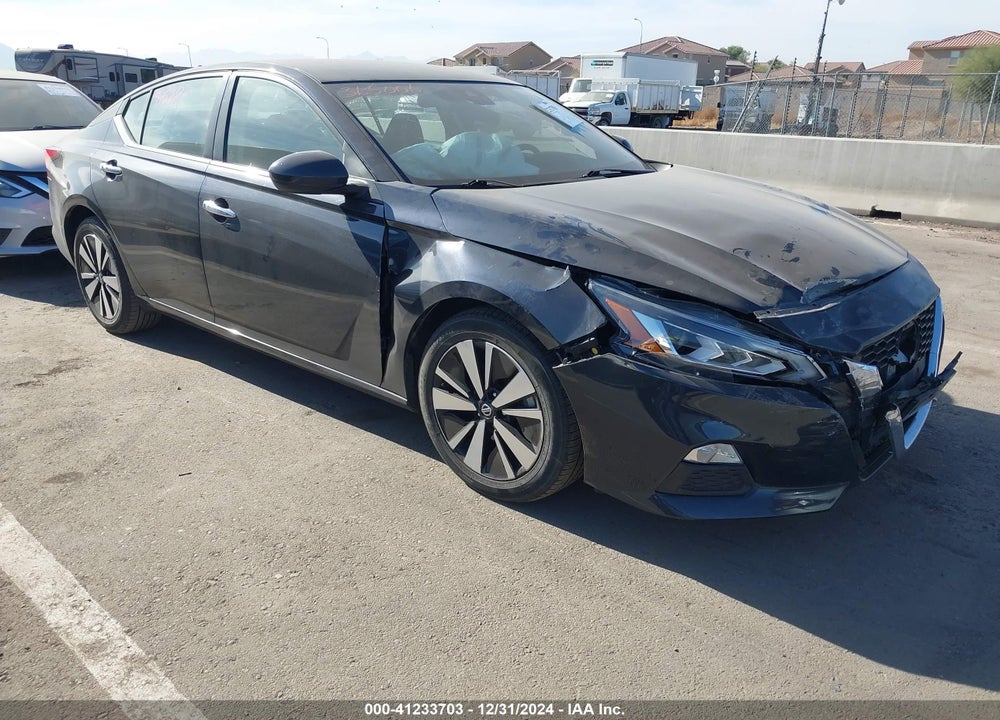2022 NISSAN ALTIMA SV FWD VIN: 1N4BL4DV8NN365006