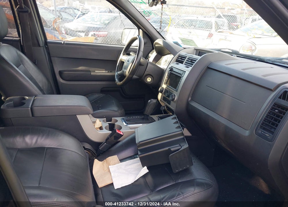 2008 FORD ESCAPE XLT VIN: 1FMCU03138KE77040