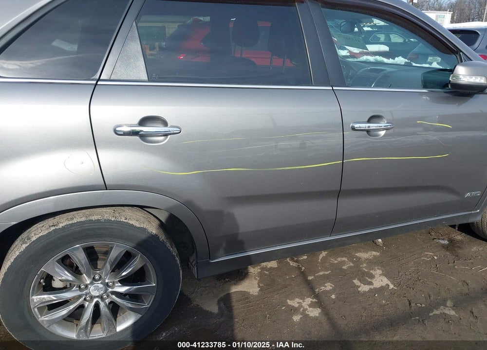 2013 KIA SORENTO SX V6 VIN: 5XYKWDA27DG398371