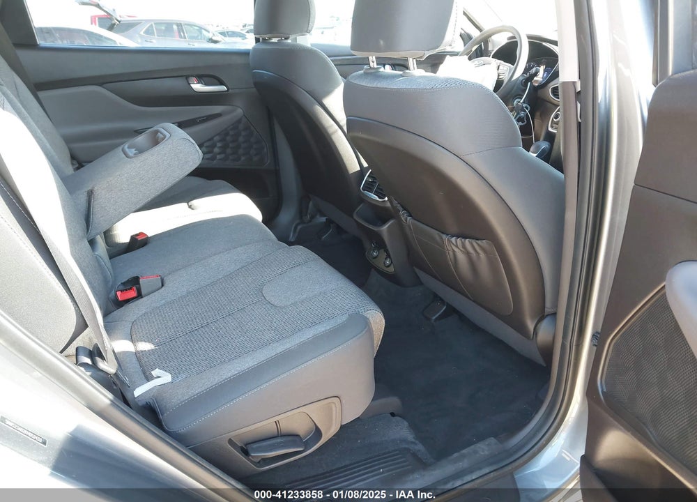 2019 HYUNDAI SANTA FE SE VIN: 5NMS23AD2KH052433
