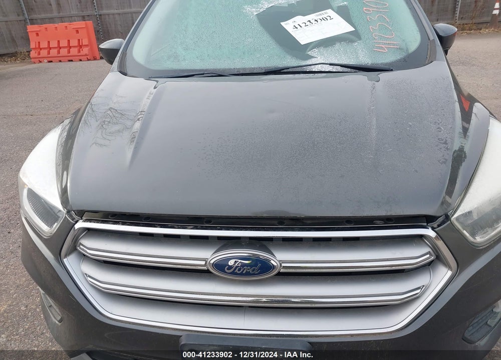 2017 FORD ESCAPE SE VIN: 1FMCU9GD3HUD37096