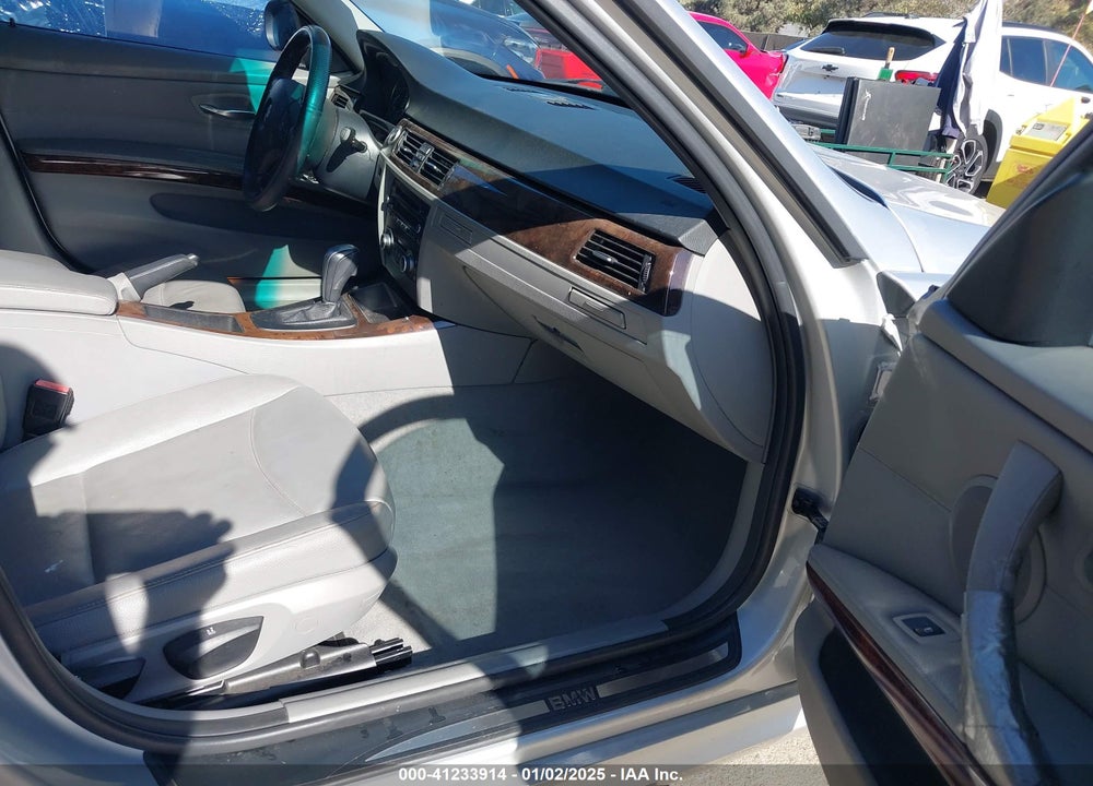 2011 BMW 328I VIN: WBAPH5C5XBA440670