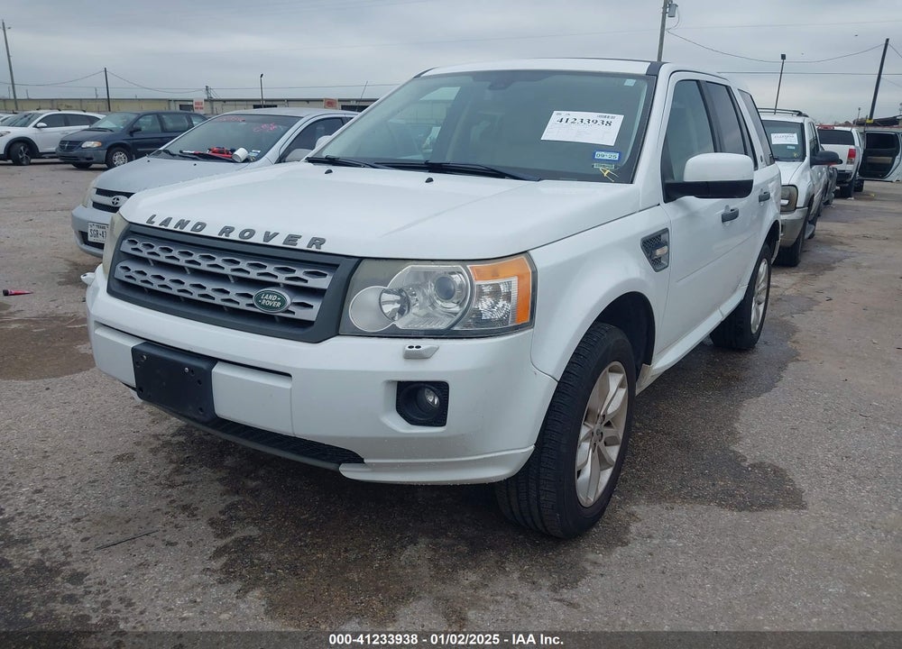 2011 LAND ROVER LR2 VIN: SALFR2BN3BH268574