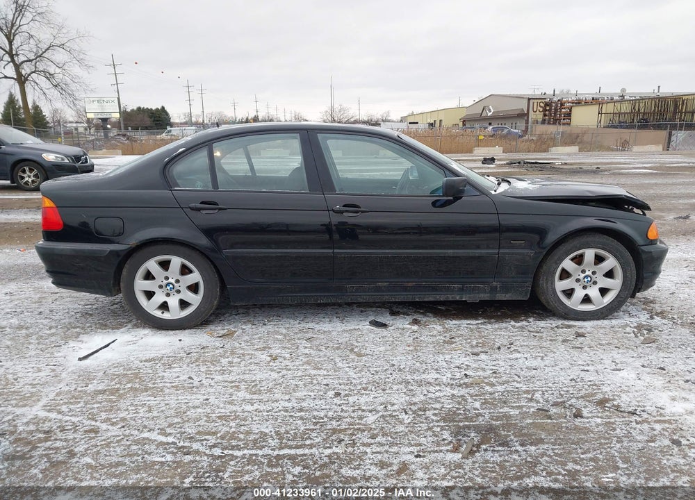 2000 BMW 323I VIN: WBAAM3332YFP66043