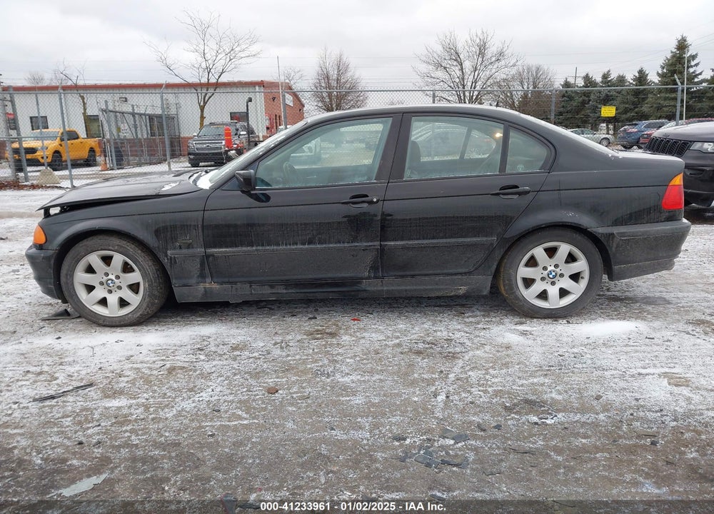 2000 BMW 323I VIN: WBAAM3332YFP66043