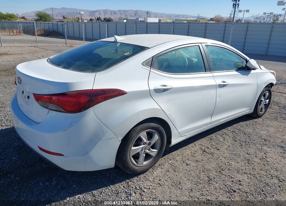 2014 HYUNDAI ELANTRA VIN: 5NPDH4AEXEH521863