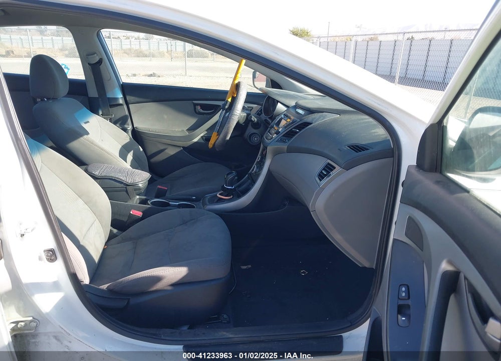 2014 HYUNDAI ELANTRA VIN: 5NPDH4AEXEH521863