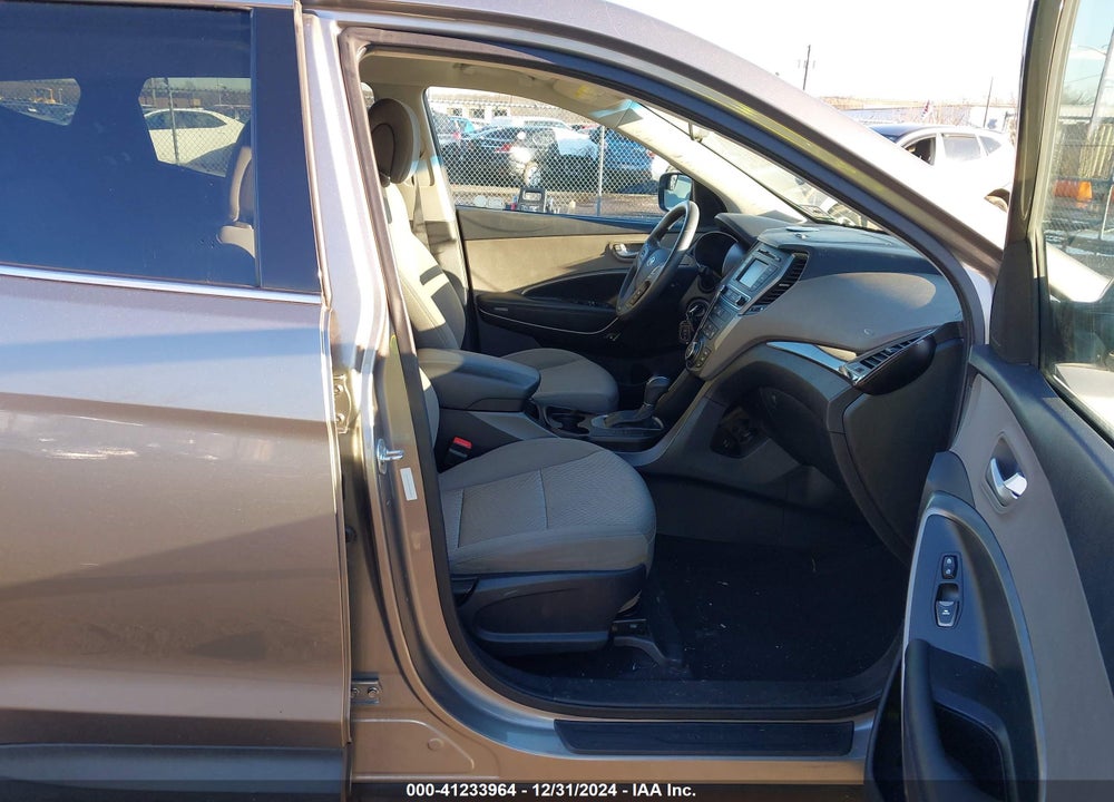 2017 HYUNDAI SANTA FE SPORT 2.4L VIN: 5XYZTDLB9HG438671