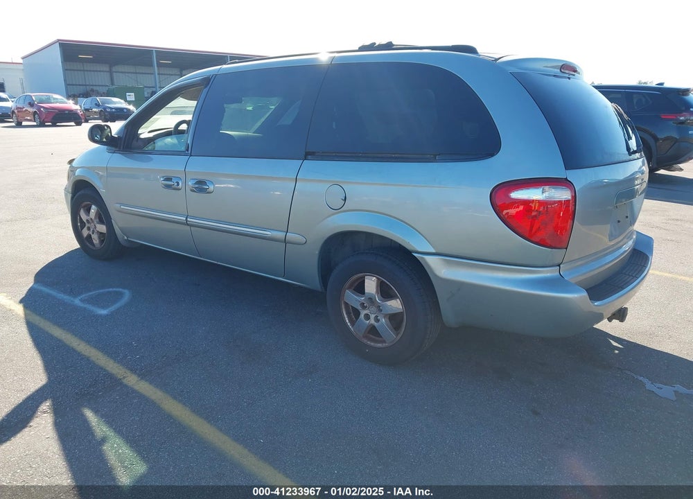 2003 DODGE GRAND CARAVAN ES VIN: 2D8GP54L03R371246