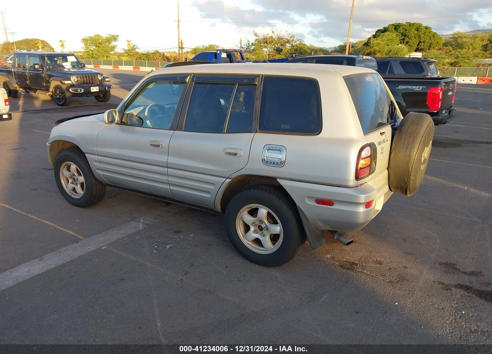 1999 TOYOTA RAV4 VIN: JT3HP10V9X7137962
