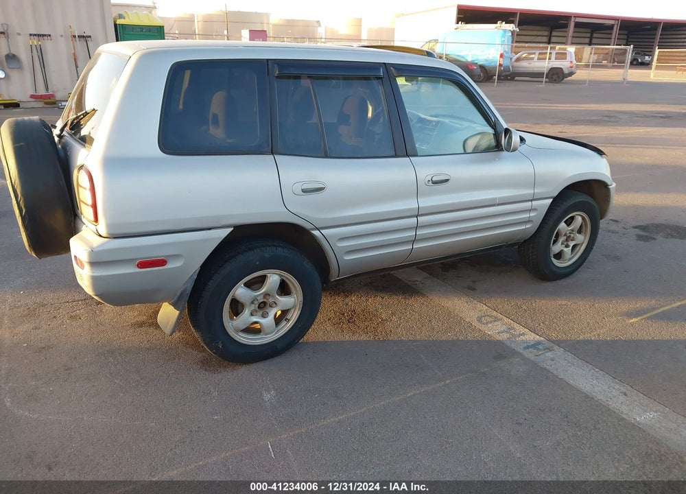 1999 TOYOTA RAV4 VIN: JT3HP10V9X7137962