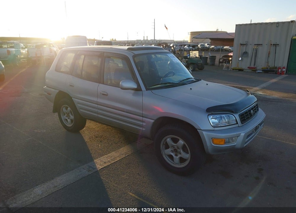 1999 TOYOTA RAV4 VIN: JT3HP10V9X7137962