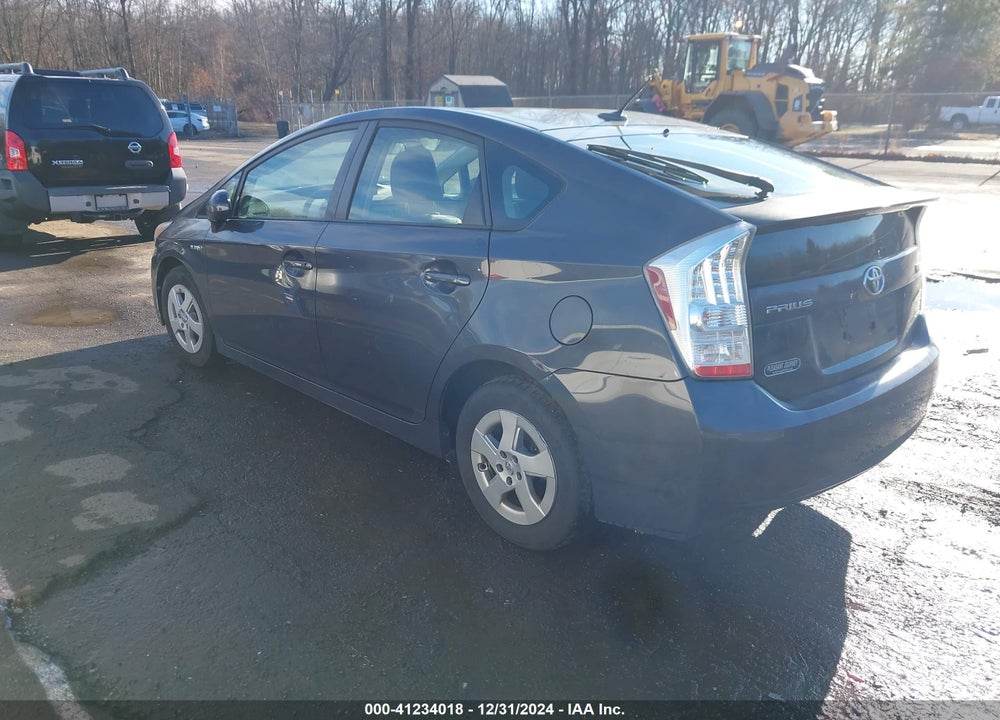 2011 TOYOTA PRIUS TWO VIN: JTDKN3DU8B1374779