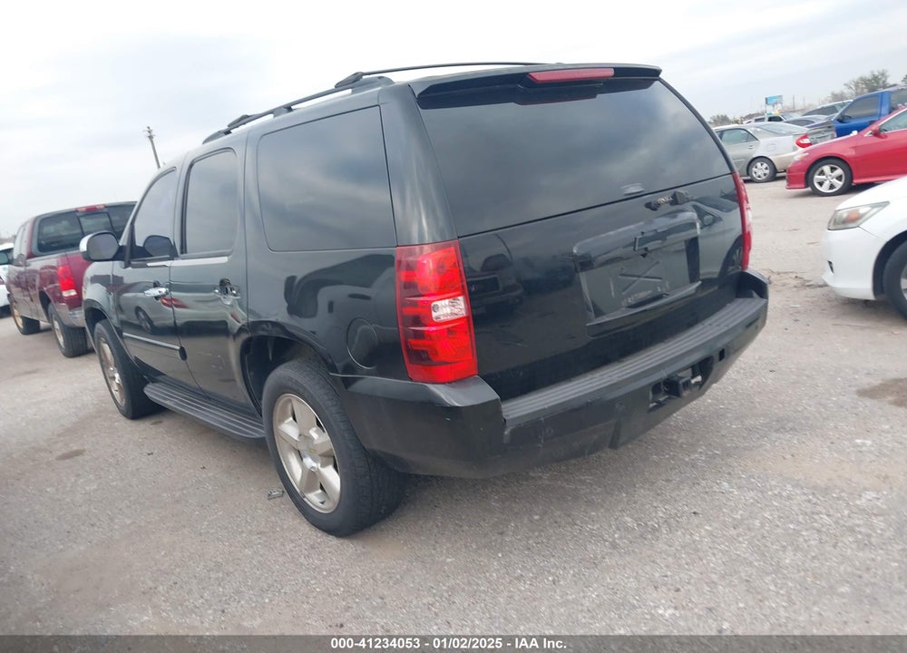2008 CHEVROLET TAHOE LTZ VIN: 1GNFC13018R151706