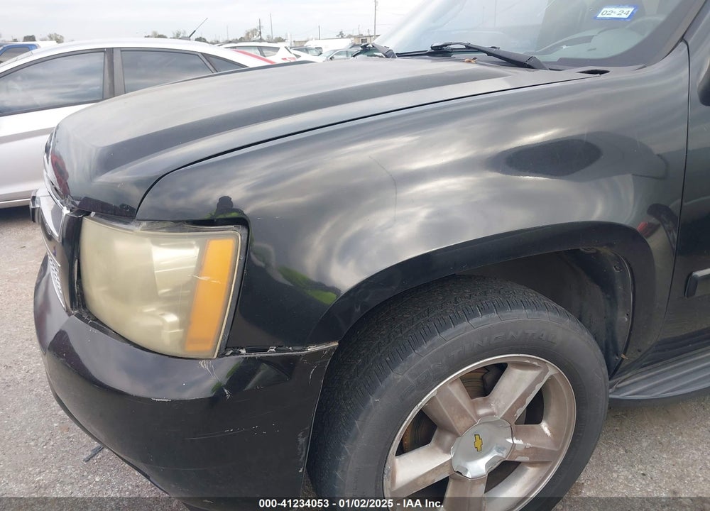 2008 CHEVROLET TAHOE LTZ VIN: 1GNFC13018R151706