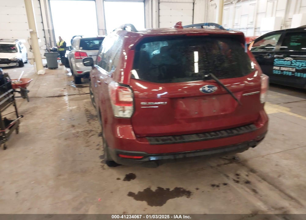 2018 SUBARU FORESTER VIN: JF2SJADC5JH601358