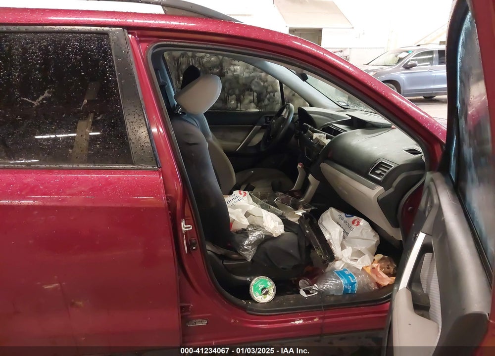 2018 SUBARU FORESTER VIN: JF2SJADC5JH601358