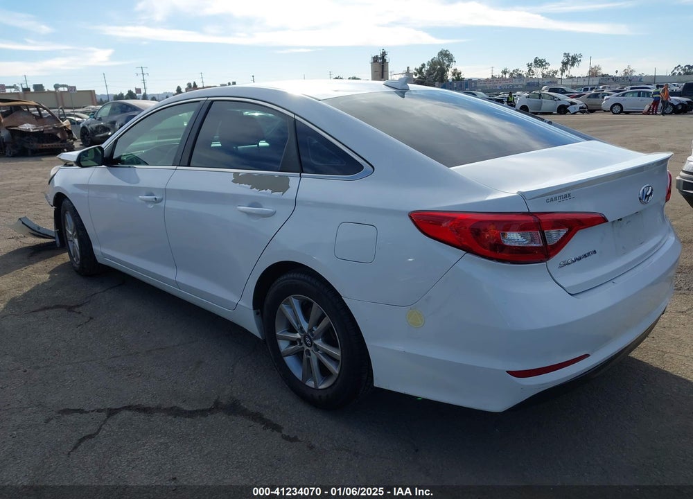 2017 HYUNDAI SONATA VIN: 5NPE24AF7HH487156