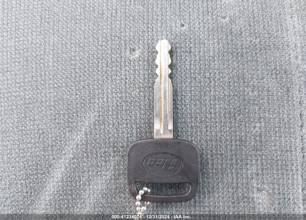 1992 TOYOTA CAMRY LE VIN: JT2SK12E9N0080707
