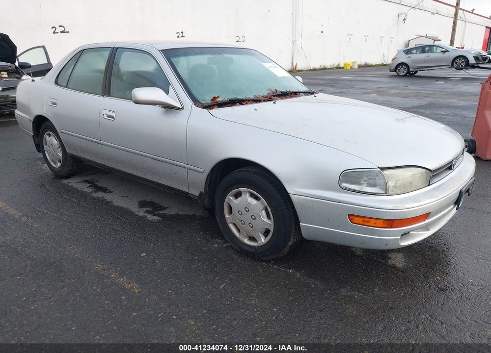 1992 TOYOTA CAMRY LE VIN: JT2SK12E9N0080707