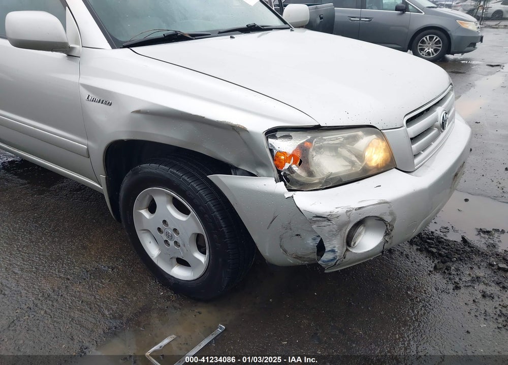 2005 TOYOTA HIGHLANDER LIMITED V6 VIN: JTEEP21A650133904