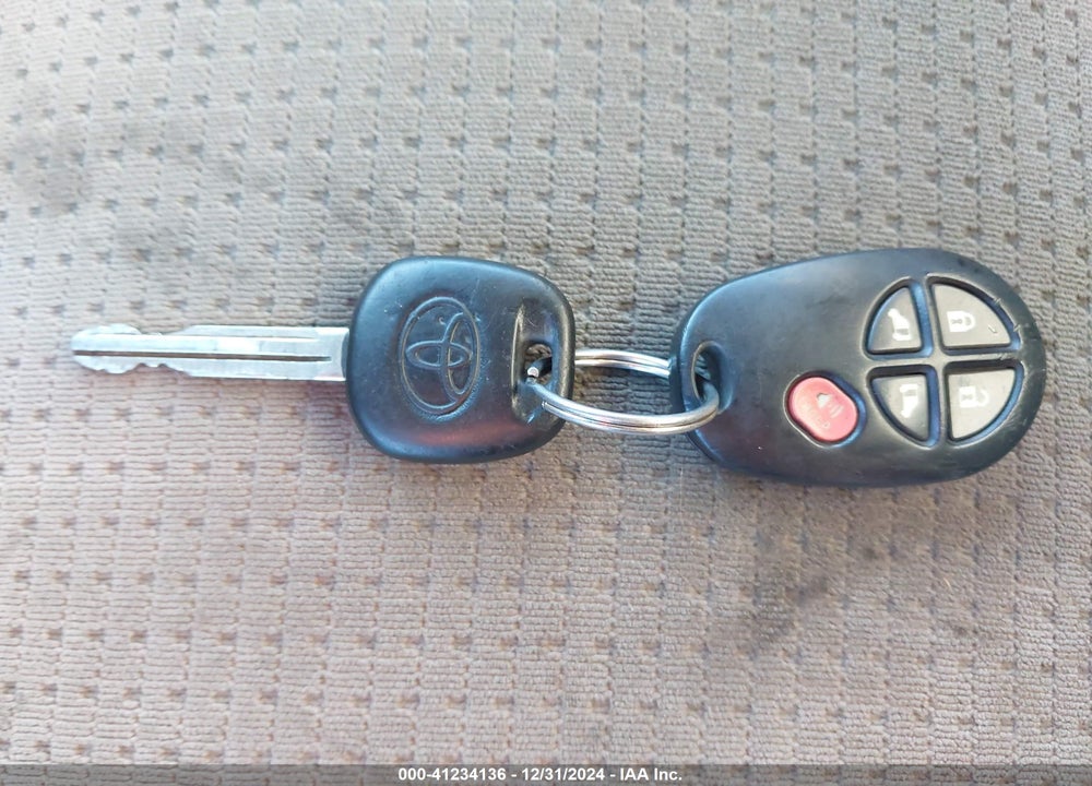 2008 TOYOTA SIENNA LE VIN: 5TDZK23C48S124395