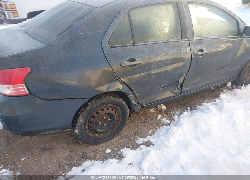 2009 TOYOTA YARIS VIN: JTDBT903391307880