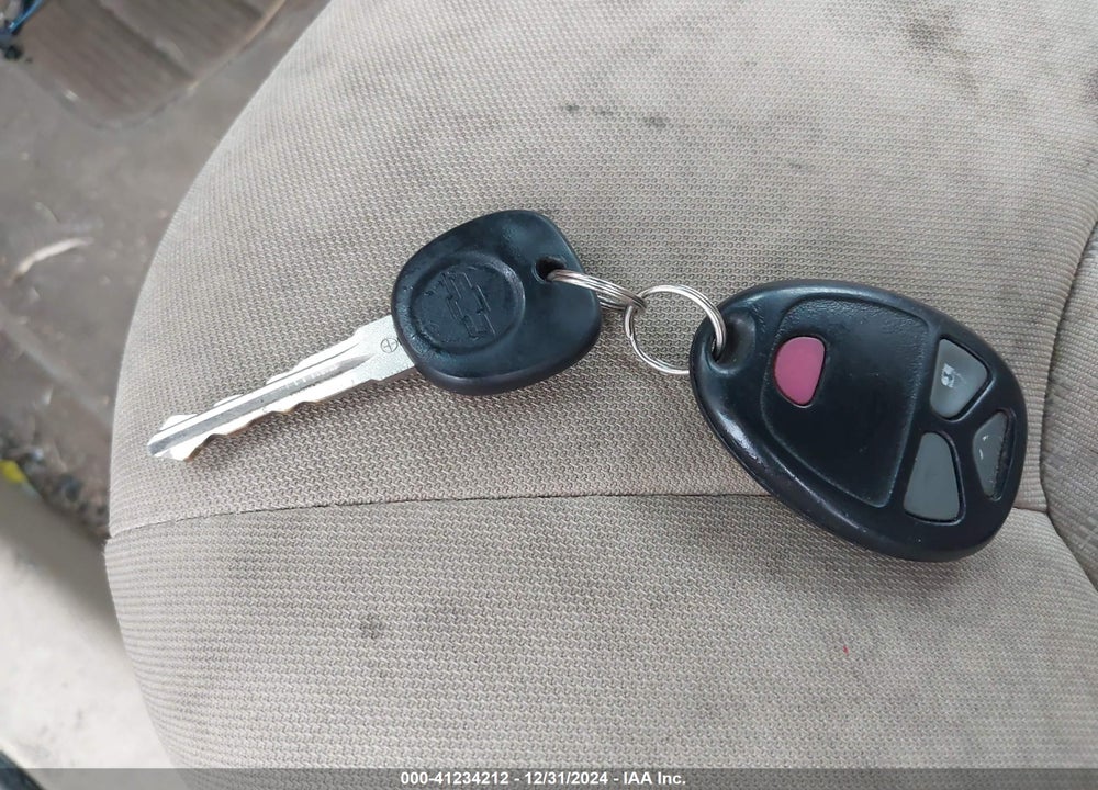 2006 CHEVROLET HHR LT VIN: 3GNDA23D26S672028